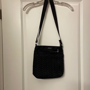 Baggallini Chevron Quilted Black Women's Crossbody